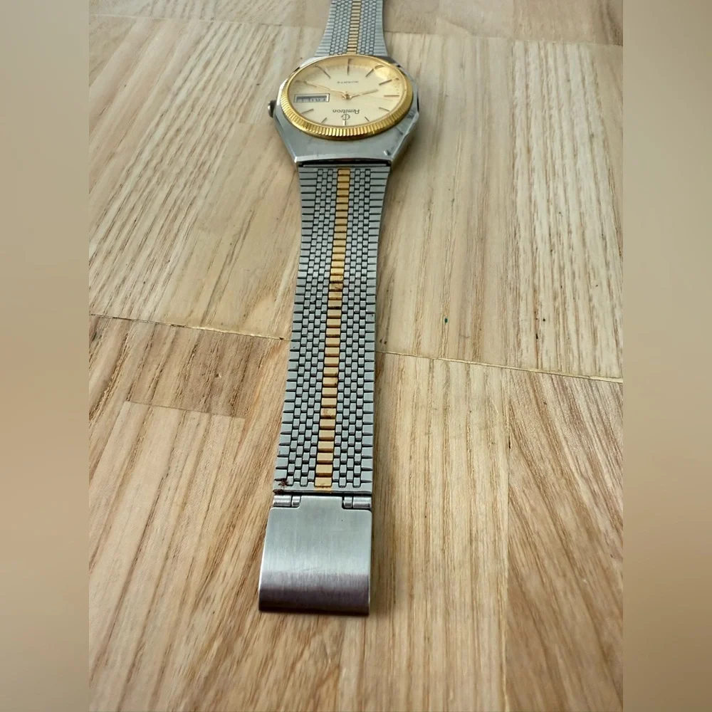 Vintage Armitron men’s two tone dress watch NEW BATTERY